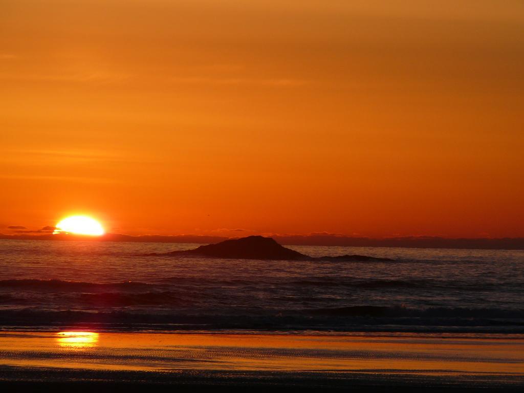 203 At Water'S Edge Lejlighed Ucluelet Værelse billede